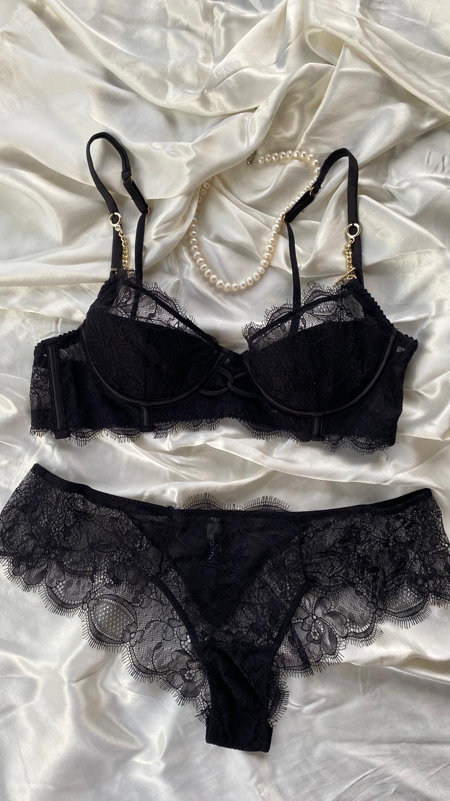 Black Lust Zincir Detaylı Sütyen Takımı